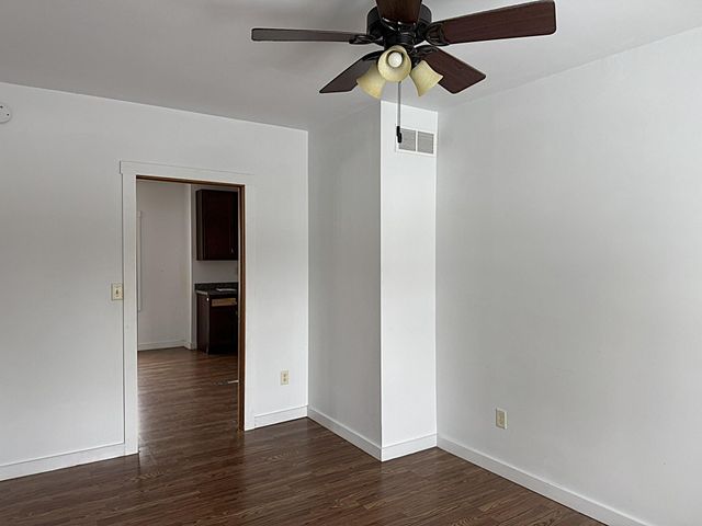 105 E Allen Street, Kentland, IN 47951