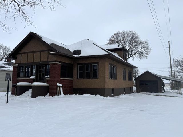 105 E Allen Street, Kentland, IN 47951