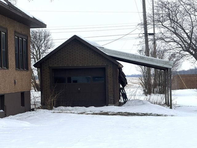 105 E Allen Street, Kentland, IN 47951