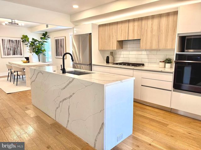 310 S ALFRED ST, Alexandria, VA 22314