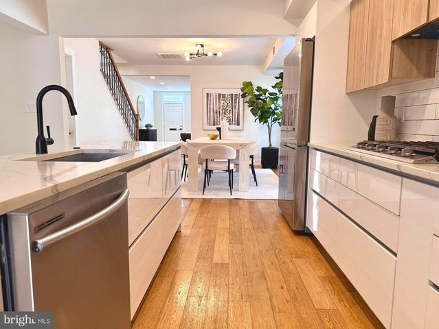 310 S ALFRED ST, Alexandria, VA 22314