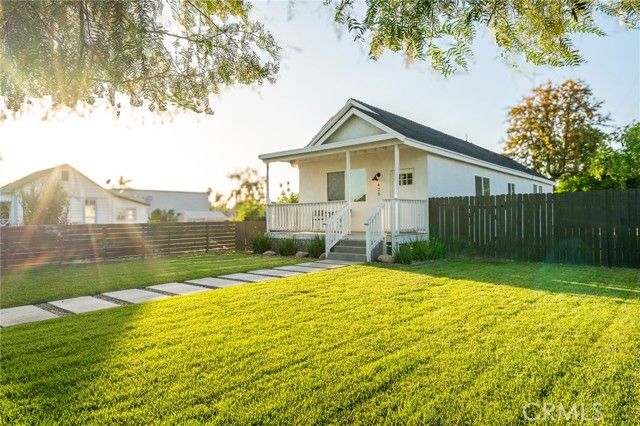 423 E Stuart, Redlands, CA 92374