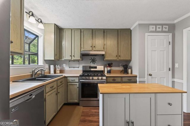 1269 Westover Trace NW, Acworth, GA 30102