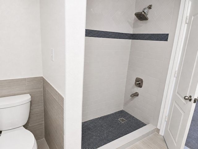18203 Fairhope Oak Court, Houston, TX 77084