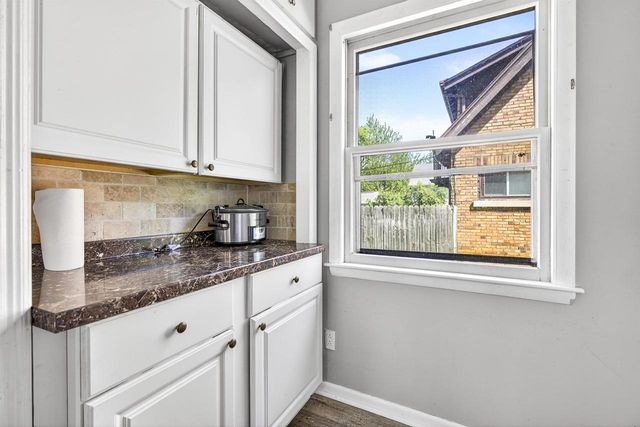 135 N STORY STREET, Appleton, WI 54915