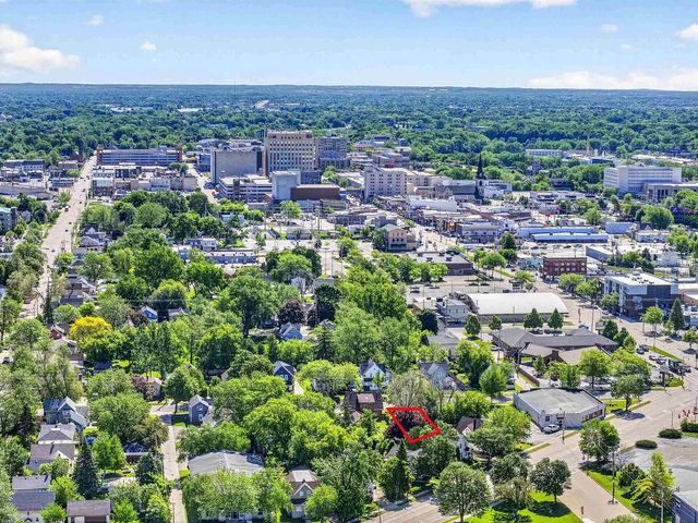 135 N STORY STREET, Appleton, WI 54915