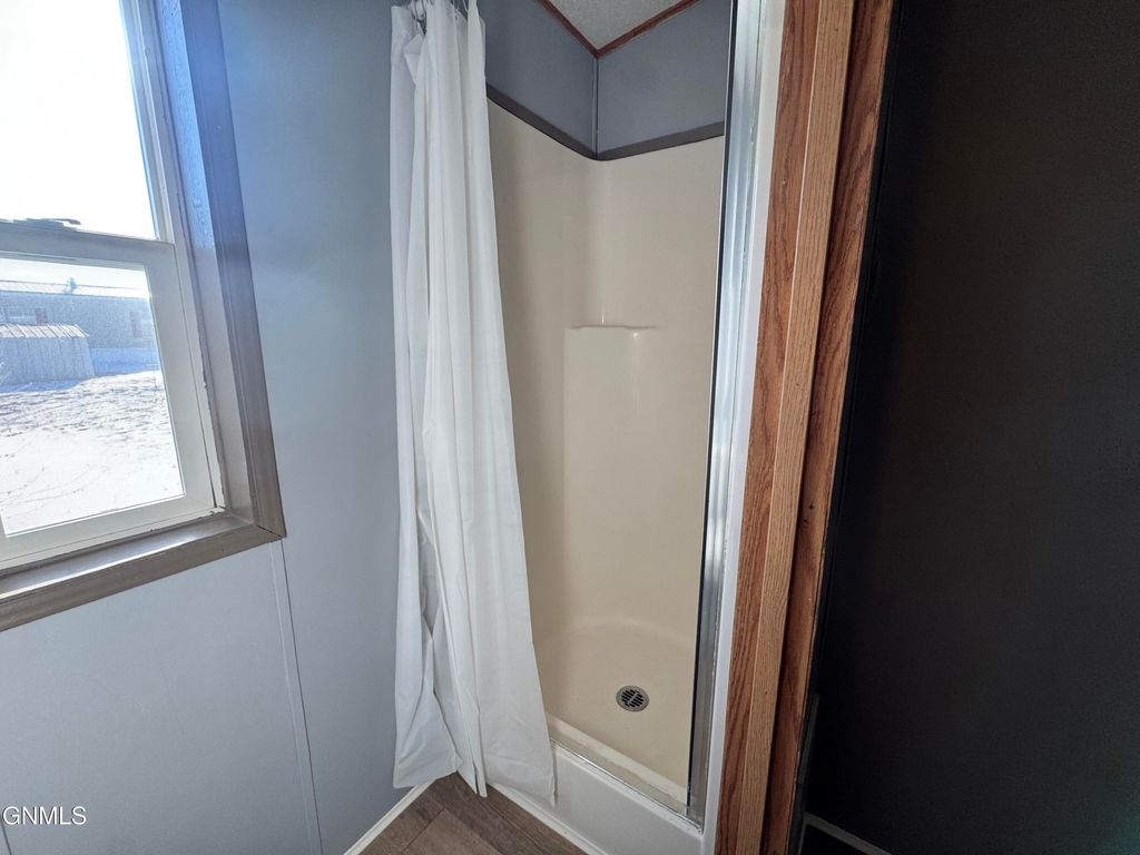 306 Hawk Street, Lincoln, ND 58504 photo 11