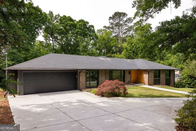 2673 Cosmos Drive NE, Atlanta, GA 30345