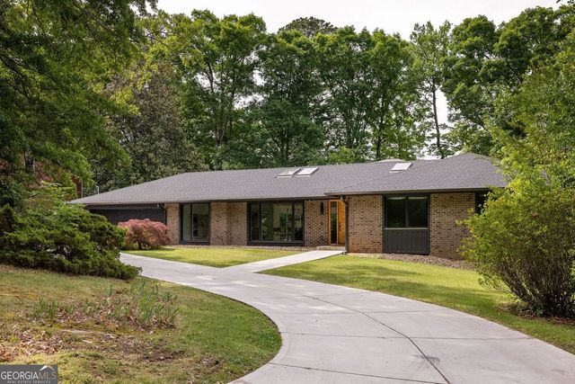 2673 Cosmos Drive NE, Atlanta, GA 30345