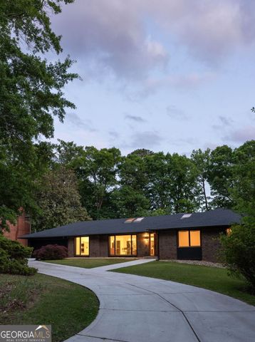 2673 Cosmos Drive NE, Atlanta, GA 30345