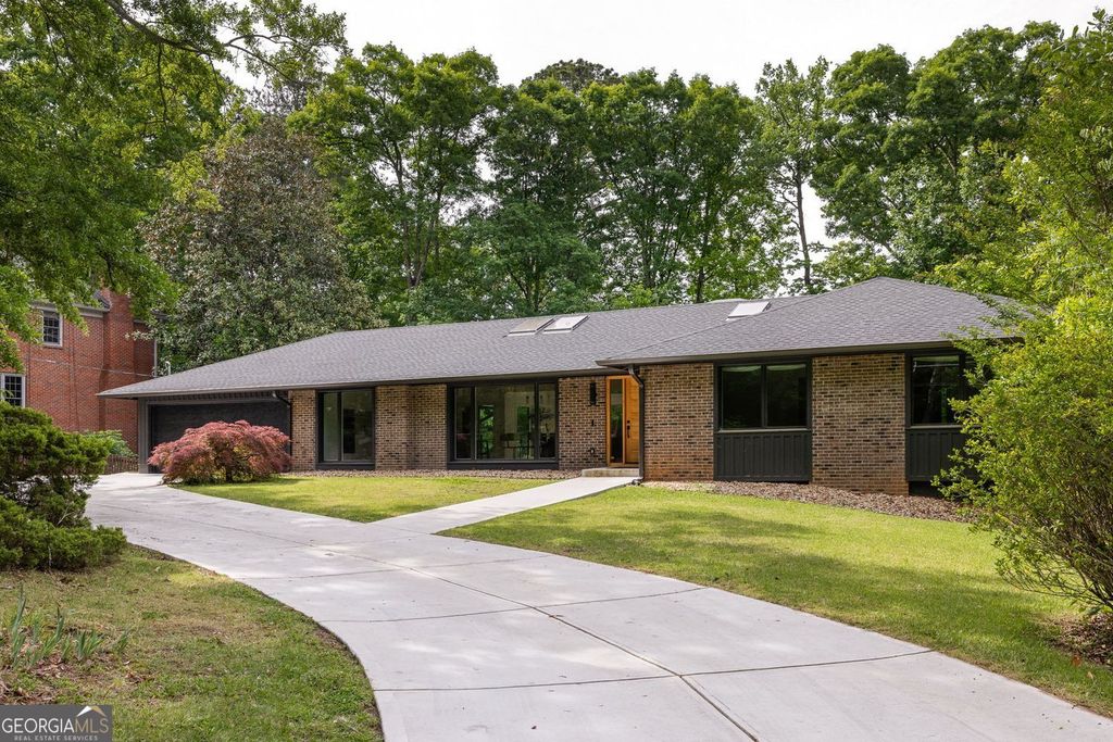 2673 Cosmos Drive NE, Atlanta, GA 30345