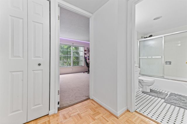 803 W Oakland Park Boulevard A7, Oakland Park, FL 33311