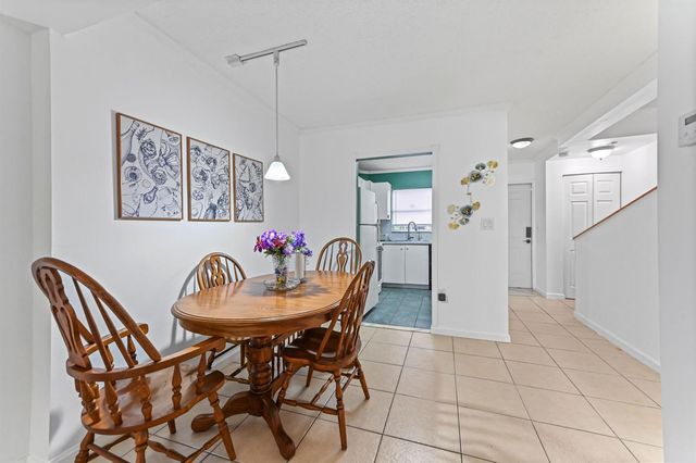 803 W Oakland Park Boulevard A7, Oakland Park, FL 33311