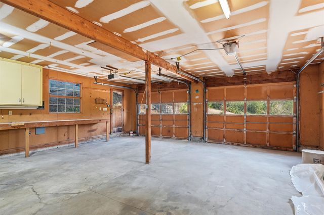 3660 W Rosamond Ave, Spokane, WA 99224