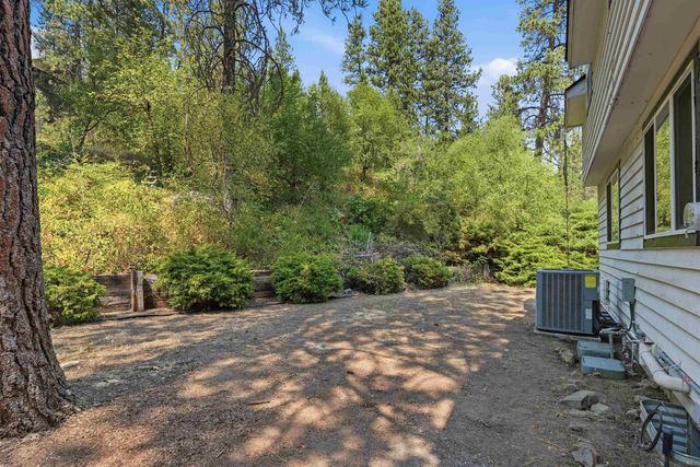 3660 W Rosamond Ave, Spokane, WA 99224