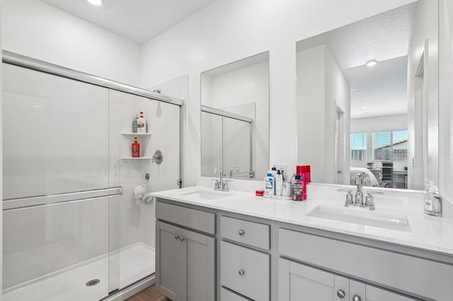 12675 Patagonian Way, Rancho Cordova, CA 95742