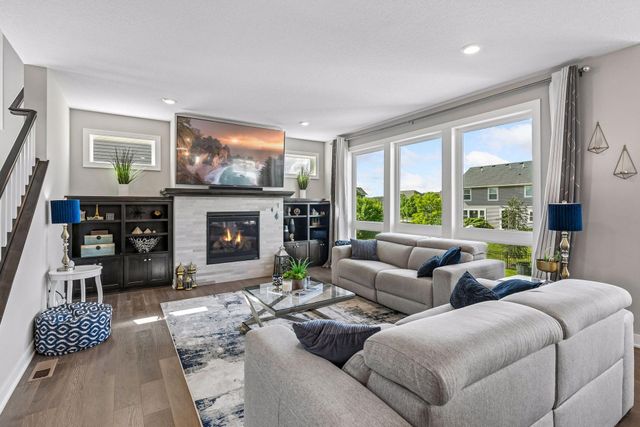 5346 Pine Island Road, Woodbury, MN 55129