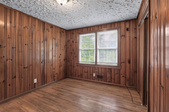 417 Crestview Drive, Spartanburg, SC 29306