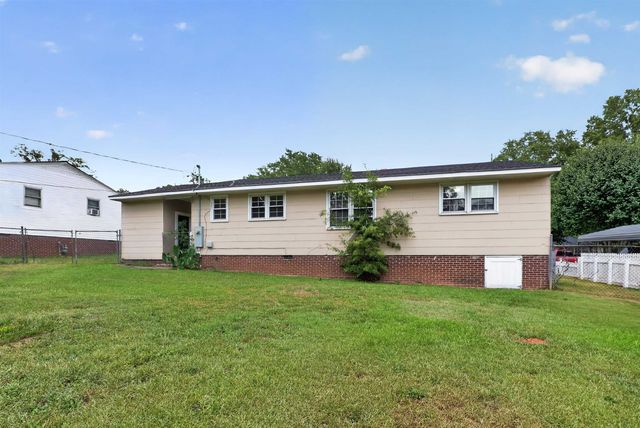 417 Crestview Drive, Spartanburg, SC 29306