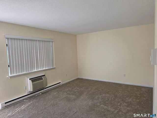 25 Lisa Court 11, Waterbury, CT 06704