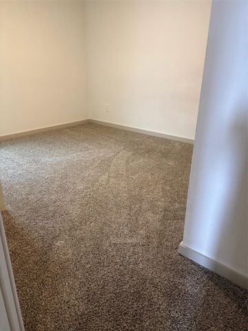 1715 Plantation Pl Place, Baytown, TX 77523