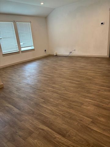 1715 Plantation Pl Place, Baytown, TX 77523