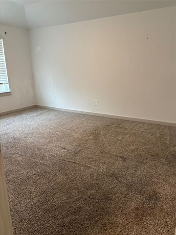 1715 Plantation Pl Place, Baytown, TX 77523