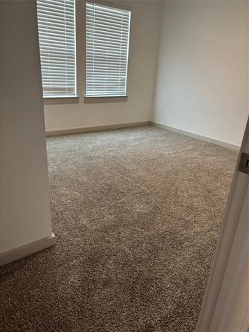 1715 Plantation Pl Place, Baytown, TX 77523