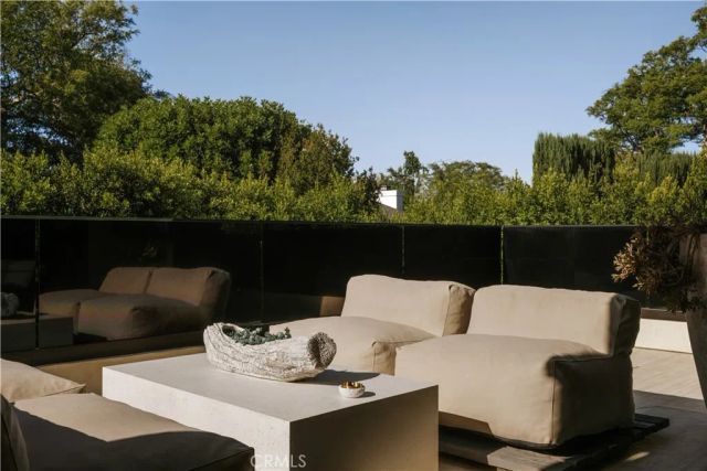 11937 Addison Street, Valley Village, CA 91607
