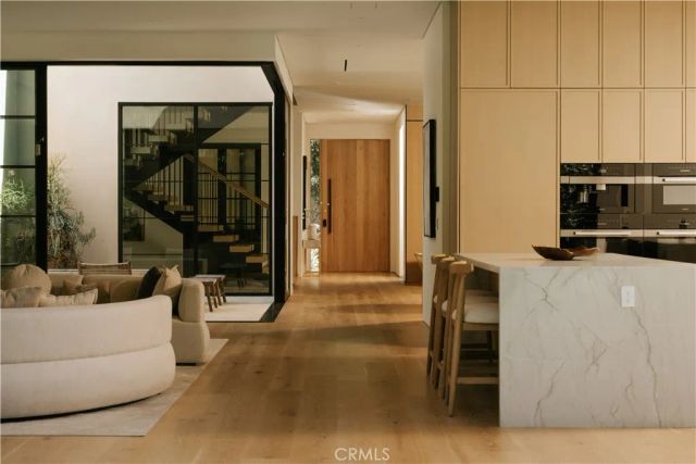 11937 Addison Street, Valley Village, CA 91607
