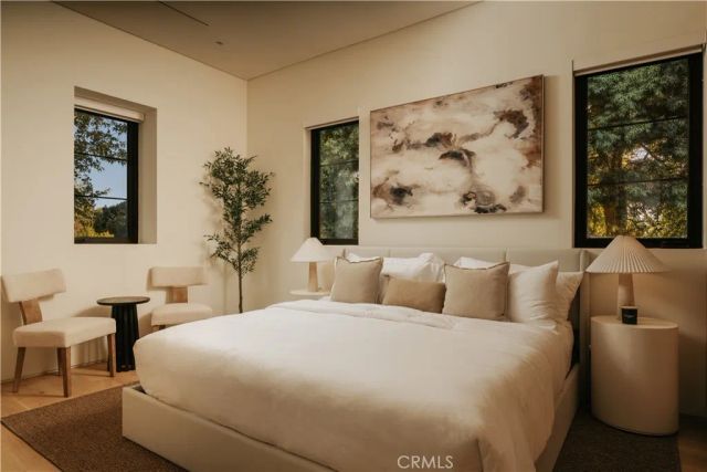 11937 Addison Street, Valley Village, CA 91607