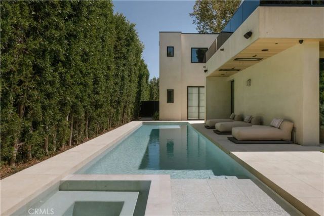 11937 Addison Street, Valley Village, CA 91607
