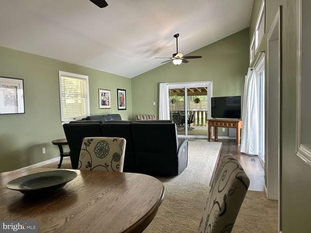 836 SPRUCE LN, Williamstown, NJ 08094