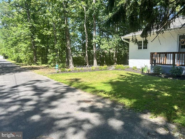 836 SPRUCE LN, Williamstown, NJ 08094