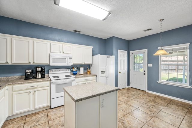 12144 HIDDEN TRAIL DR, Arlington, TN 38002