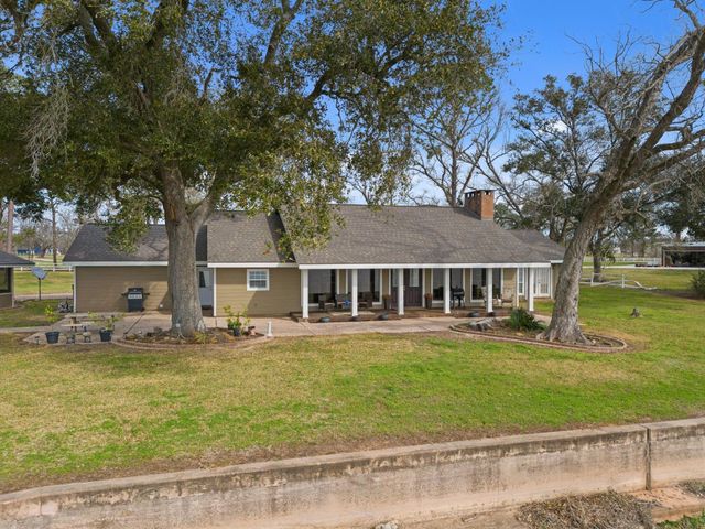 2935 W Fm 1462, Rosharon, TX 77583