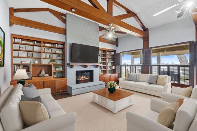 2935 W Fm 1462, Rosharon, TX 77583