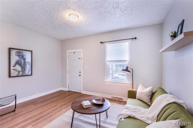 3848 Eiler, St Louis, MO 63116