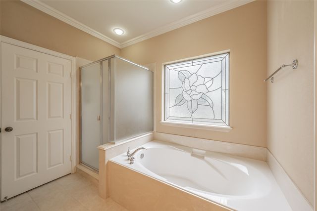 2728 Park Place, Burleson, TX 76028