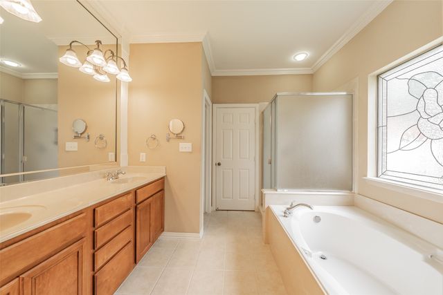 2728 Park Place, Burleson, TX 76028