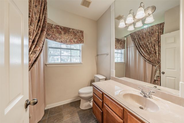 2728 Park Place, Burleson, TX 76028