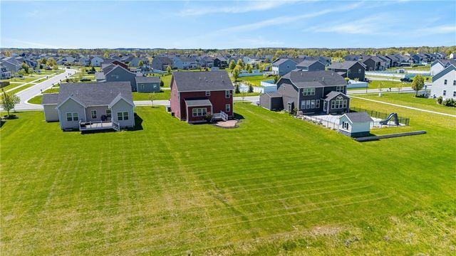 5984 Ivory Drive, Farmington, NY 14425