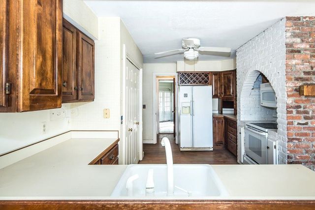 23 Stonewall Lane, Dorset, VT 05251