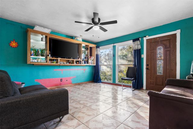 833 Dent Street, Garland, TX 75040