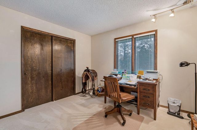 5211 S Timberlake Drive, Springfield, MO 65804