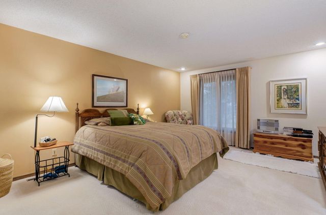 5211 S Timberlake Drive, Springfield, MO 65804