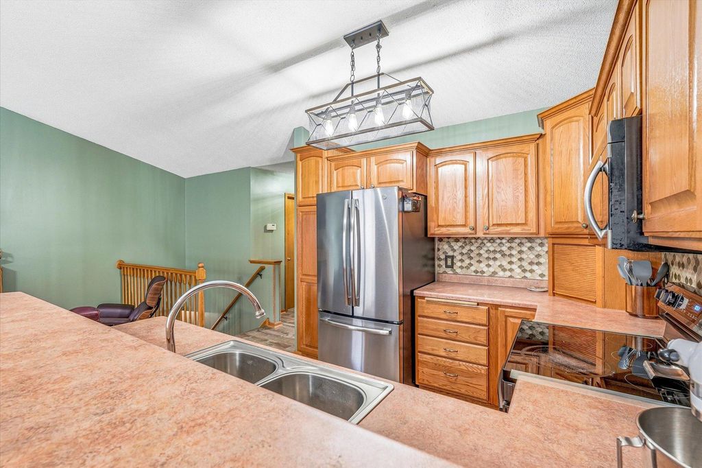 9239 E Point Douglas Lane S, Cottage Grove, MN 55016 — photo 5