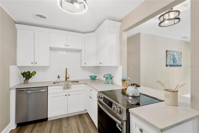 3903 W PALMETTO STREET, Tampa, FL 33607