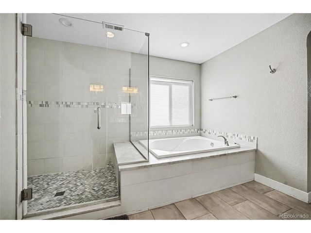 9985 W 32nd Ave, Wheat Ridge, CO 80033