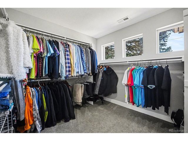 9985 W 32nd Ave, Wheat Ridge, CO 80033